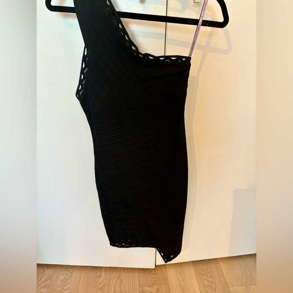 Herve Leger size small black one-shoulder dress